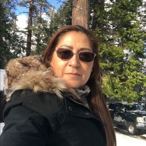 Meet your Posher, Juana